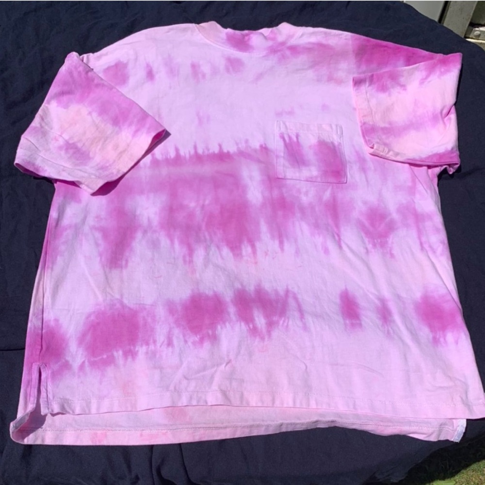 Pink purple hand dyed tie dye t shirt size L